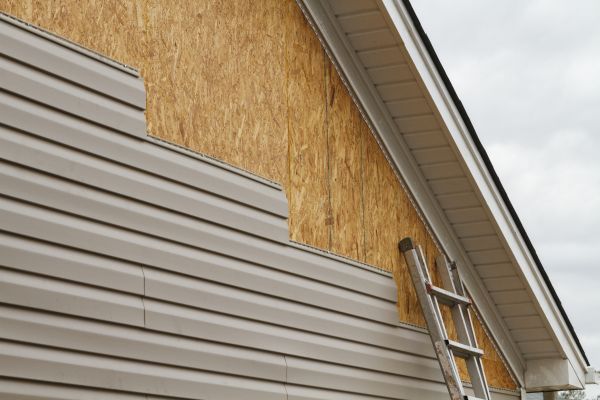 Siding Patching in Bear