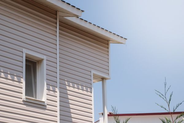Vinyl Siding Hole Repair in Bear